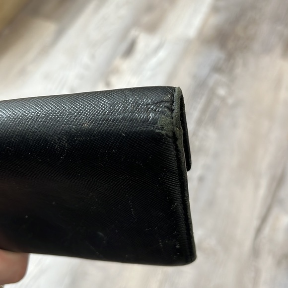 Prada Wallet - Picture 9 of 10